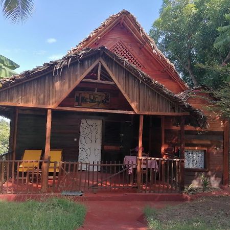 Hotel Les Chalets De Melinda Nosy-Be Exterior foto