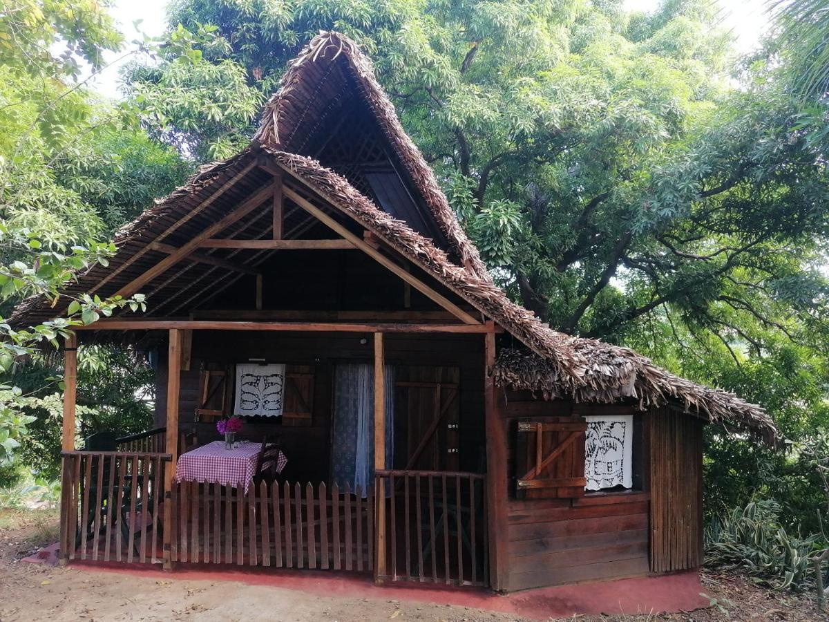 Hotel Les Chalets De Melinda Nosy-Be Exterior foto